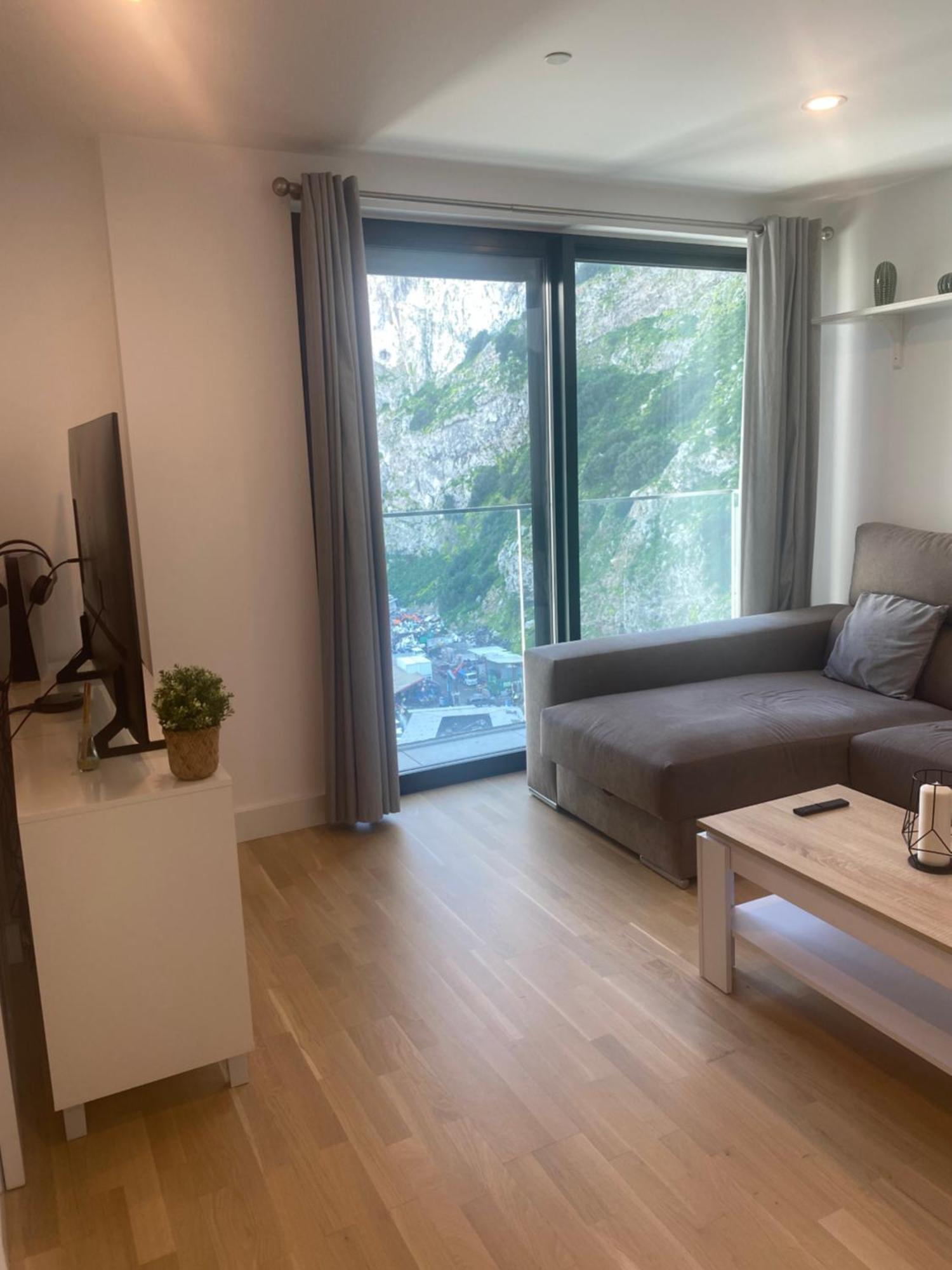 Cp Top Floor Luxury Studio With Spa And Pool Гибралтар Екстериор снимка